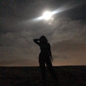 Meet your Posher, Anamaura